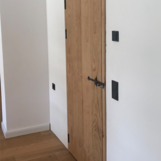 Tischler – Massivholztür