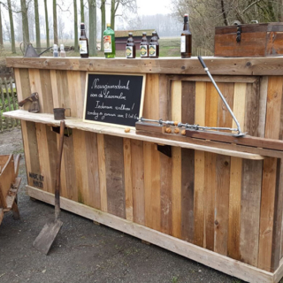 Tischler – Holz-Tresen